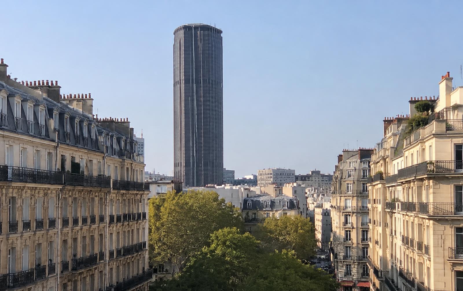 Le quartier Montparnasse et sa tour, à Paris